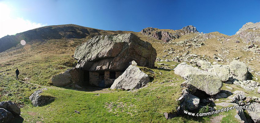 09 12210 Panoramica dalla Baita Corna dei Vitelli.jpg